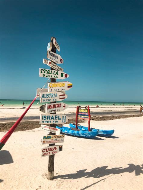 how to get to isla holbox mexico