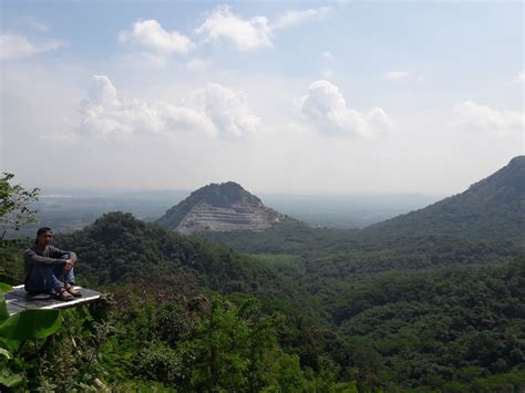 Adventure Indi Bukit Kembar Puncak Pinus Karawang