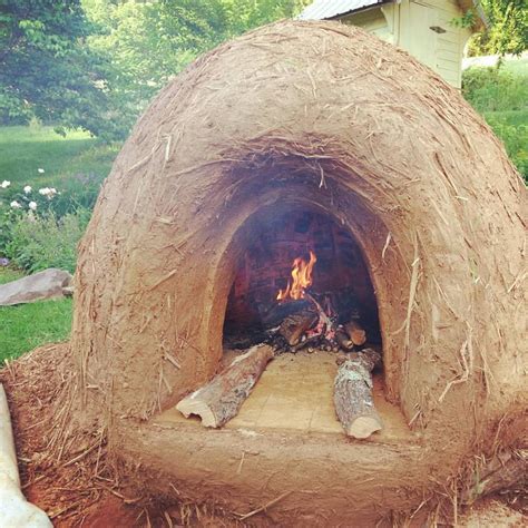 Corso Pratico Di Realizzazione Di Un Forno In Terra Cruda E Intonaci