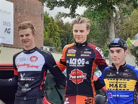 casper van uden zegeviert  booischot cyclingsitebe