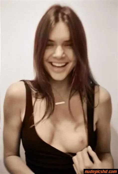 Kendall Jenner Nude Xxx Hot Boobs Nude Leaked Porn Photo