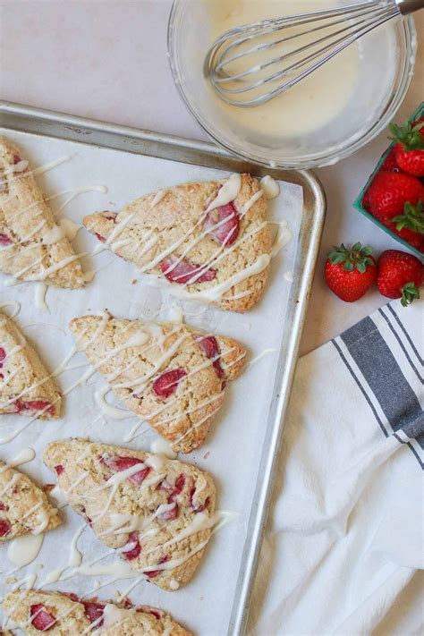 Sourdough Strawberry Scones Los Kitchen