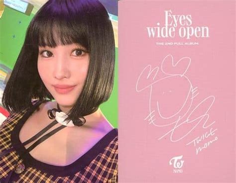 駿河屋 Twiceモモバストアップ・裏面印刷サイン入りcd「eyes Wide Open」付属フォトカード（女性コレクションカード）