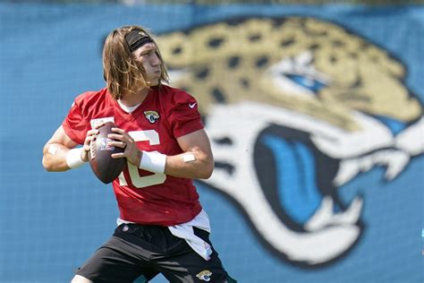 Qb Trevor Lawrence Signs 368m Rookie Contract With Jags News