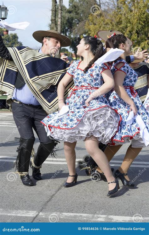 Traditional Chilean Folklore Editorial Photo - Image of dance, cueca ...