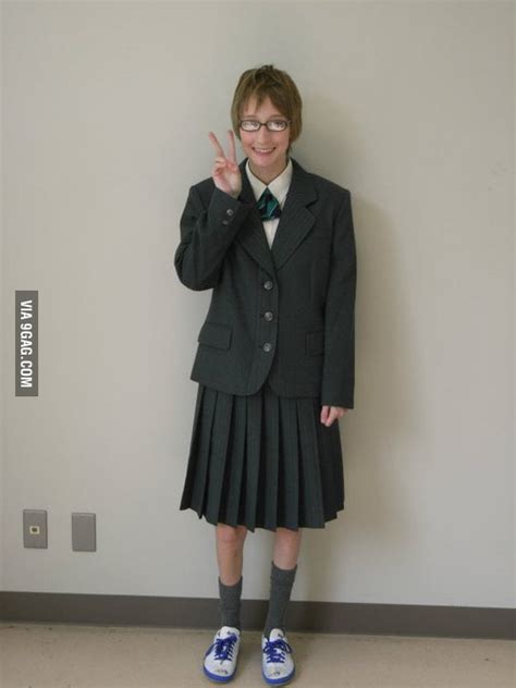 No, this is a REAL japanese school uniform (winter) - 9GAG