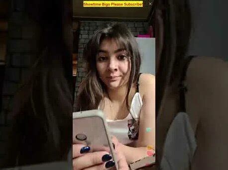 Hot Russian Teen On Live Streaming 037