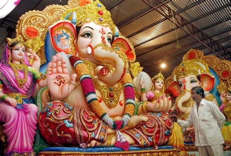 Photo Gallery of Vinayaka Chaturthi | Fairs and Festivals in Andhra Pradesh