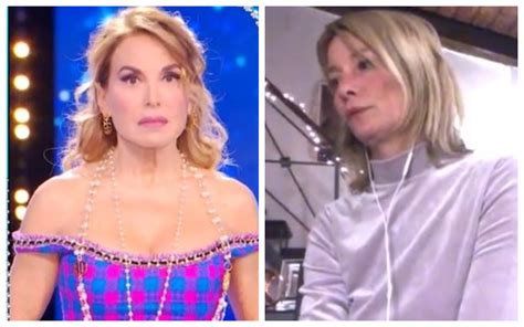 Flavia Vento Gela Barbara D Urso In Diretta E Successa Una Cosa