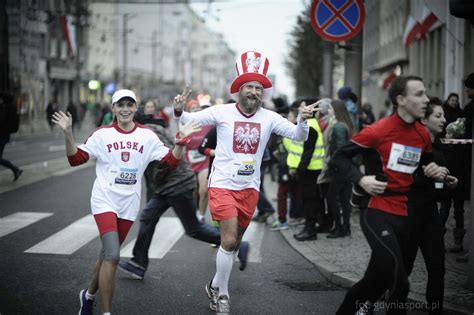 Bieg Niepodległości w Gdyni z PKO Bankiem Polskim MagazynBieganie pl