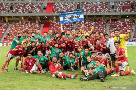 Jokowi Tetap Bangga Dengan Tim Sepak Bola Indonesia Meski Kalah