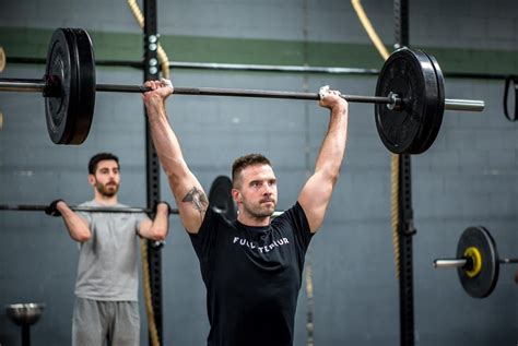 De Clean Jerk Zo Voer Je Hem Perfect Uit Crossfit Rijswijk