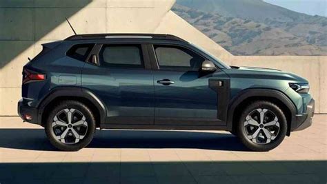 2024 Renault Duster unveiled: Take a peek here