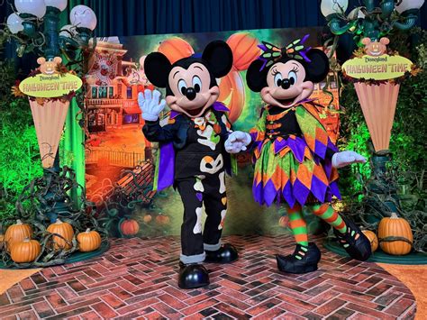 Live Blog Halloween Time At The Disneyland Resort Laughingplace