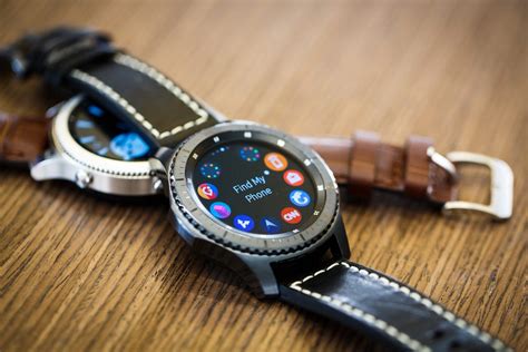 Samsung Gear S3 Frontier and Classic: Super-size watches go big on ...