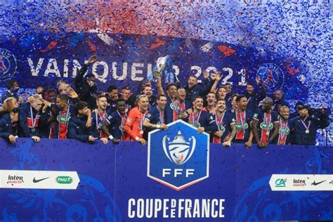 Coupe De France De Football Le Psg Et Le Pfc Connaissent Leurs Adversaires