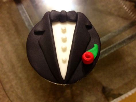 Tuxedo Cupcake Tuxedo Cupcakes Cakes For Men Cake Designs