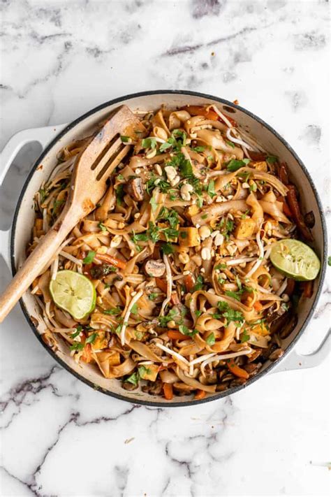 Easy Vegan Pad Thai | Jessica in the Kitchen