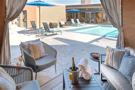 JW Marriott Houston by the Galleria: Pool & Spa Day Pass Houston ...