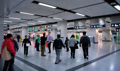 Hong Kong MTR - Fares, Payment Methods, Map, Trains and Stations