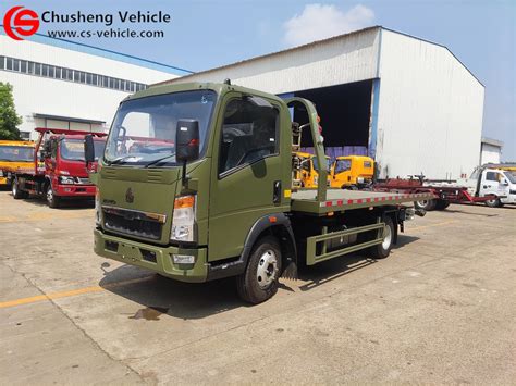 Rhd HOWO Flatbed Road Rescue Wrecker Towing Truck With 4tons Winch For