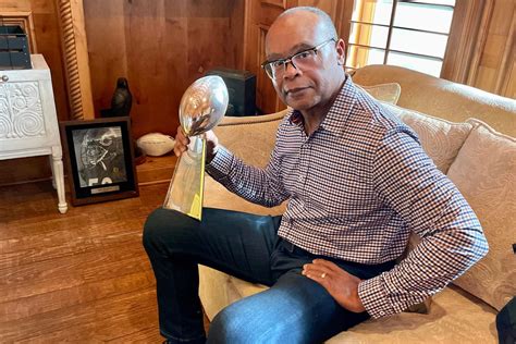 Bears Hall Of Famer Mike Singletary Is Hungry For A Second Chance To Be