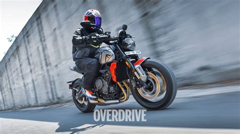 Triumph Trident First Ride Review Overdrive