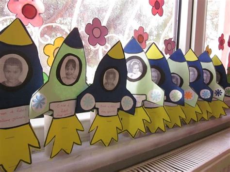 Rocket craft idea for kids | Crafts and Worksheets for Preschool ...