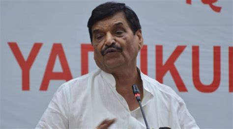 Mainpuri Bypoll Shivpal Yadav Met Brother Abhayram After Being Made