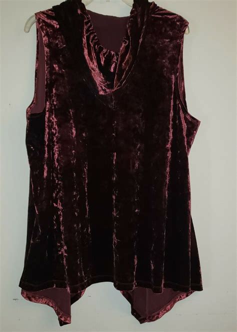 Logo Lori Goldstein Plus 1x Burgundy Open Velour Vest… Gem