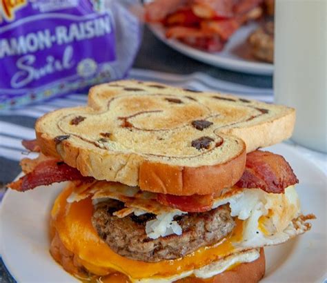 Cinnamon Raisin Loaded Breakfast Sandwich Martin S Famous Potato