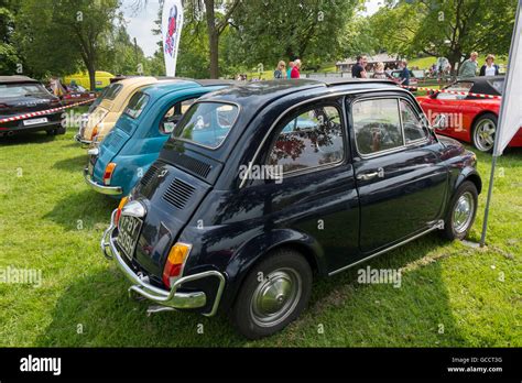 1960s Cinquecentos Of The Fiat 500 Club At The French And Italian