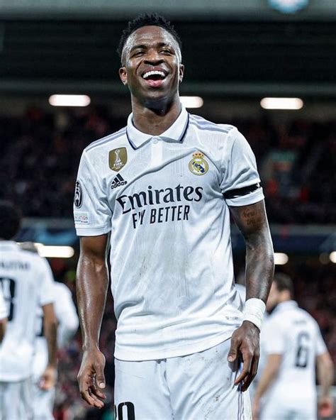 Vinícius Júnior renova contrato o Real Madrid até 2027 PNB Online