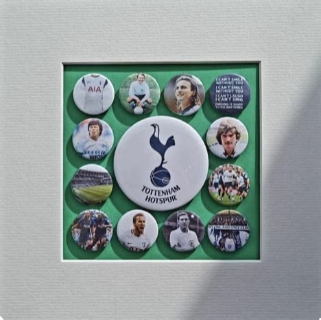 Unframed “Tottenham Hotspur FC” badge set | Kaya Gallery