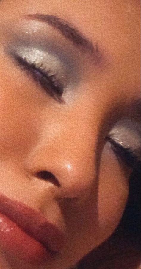 Smokey Eyes Nude Lip Makeup Bleach Blonde Hair Beautiful Hair