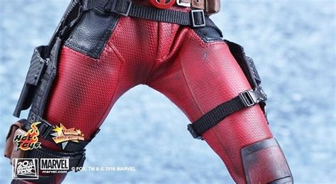 Deadpool Action Figure Ufficiale Hot Toys Dello Spin Off Con Ryan