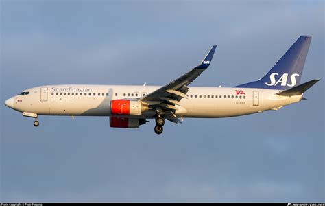 LN RRF SAS Scandinavian Airlines Boeing 737 85P WL Photo By Piotr