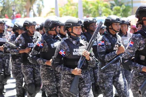 Abinader Encabeza Desfile Militar 179 Aniversario Batalla 19 Marzo Noticias De