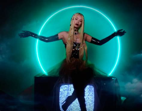 Iggy Azalea Estrena Savior Nuevo Single Con Quavo Cromosomax