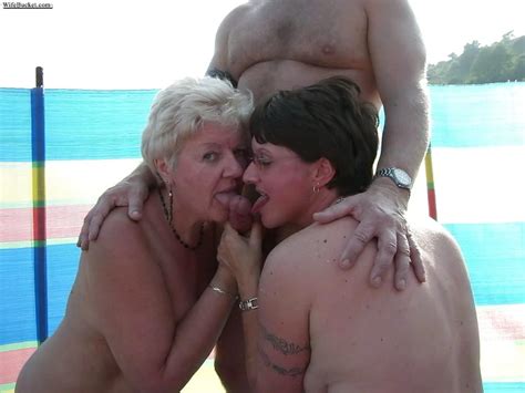 Nude Beach Blow Job 2 32 Nude Pics XHamster