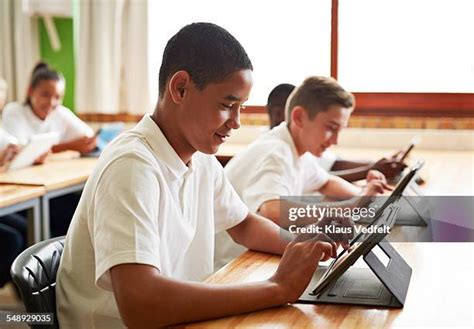 328 Kids Classroom Tablets Stock Photos, High-Res Pictures, and Images ...