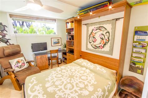 Murphy Bed Open Maui Guidebook