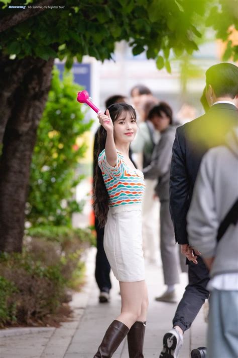 Pin de Chay ii en 아이유 언니 IU Estilo de fotos Estilo Foto