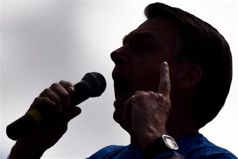 Bolsonaro se rebaixa em brigas que não tem direito de entrar Metrópoles