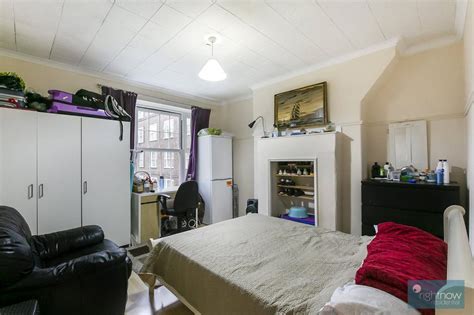 Whitworth House Falmouth Road London Se1 2 Bed Apartment For Sale