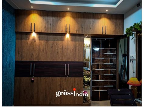 Plywood 4 Door Modular Wardrobe Without Mirror With Locker At Rs 1450