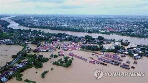 인니 술라웨시섬 곳곳 홍수·산사태26명 사망·24명 실종