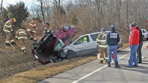 2 Dead After 2 Vehicle Crash In Highland County Wkrc