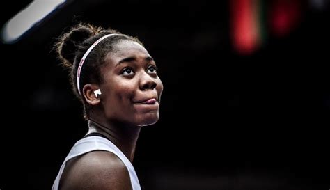 Iris Mbulito Deja El Baloncesto De Manera Indefinida