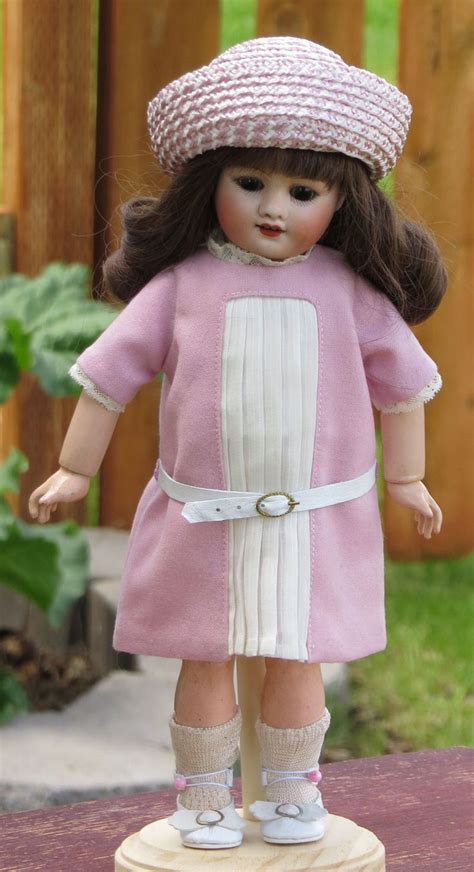 Pin By Tanya Rutan On Bleuette Diva Fashion Vintage Wool Pretty Dolls